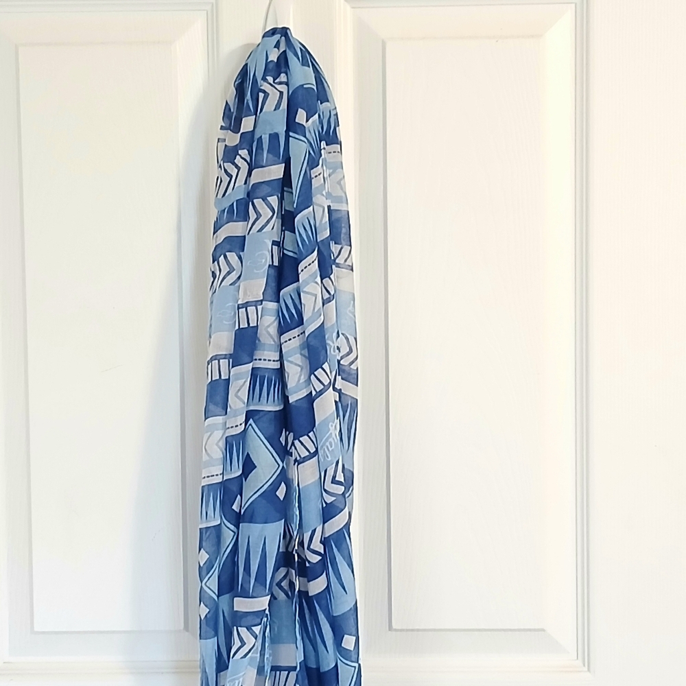 Blue Patterned Scarf - Picture 5 of 7